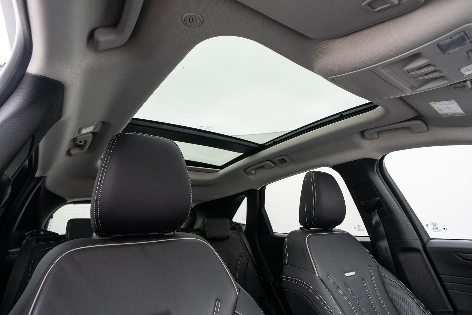 Ford Escape image 4