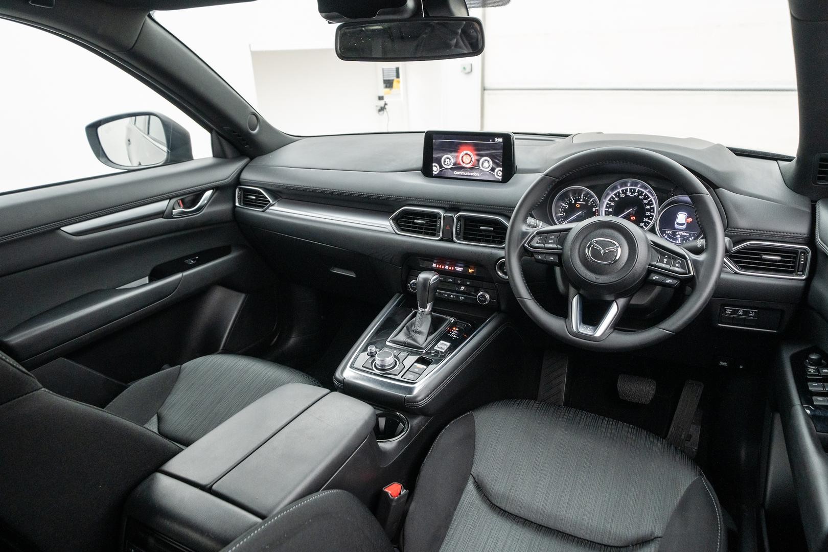 Mazda Cx-8 image 4