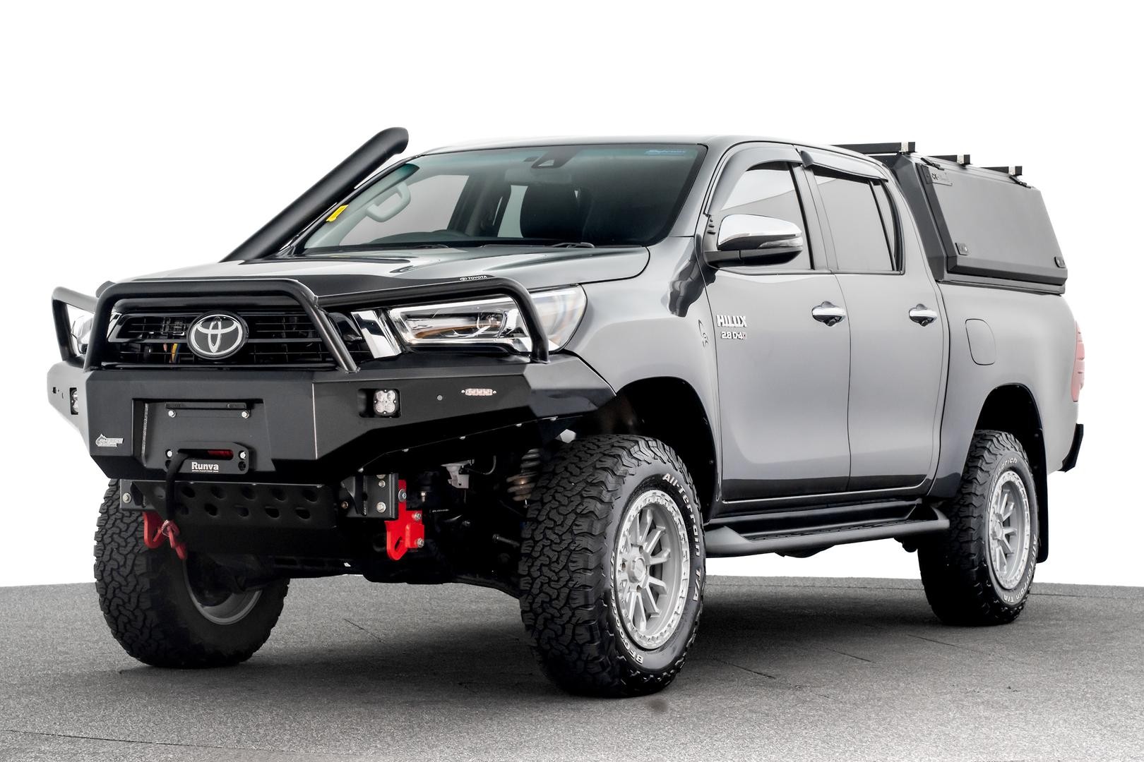 Toyota Hilux image 1