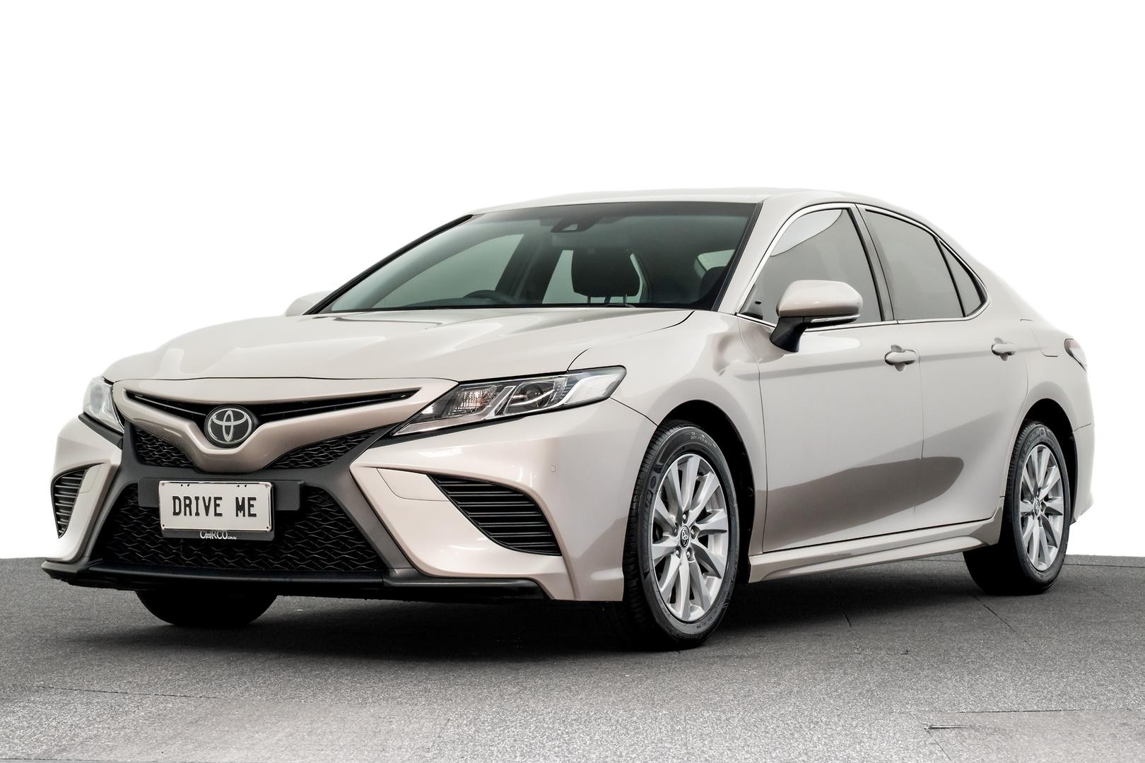 Toyota Camry image 1
