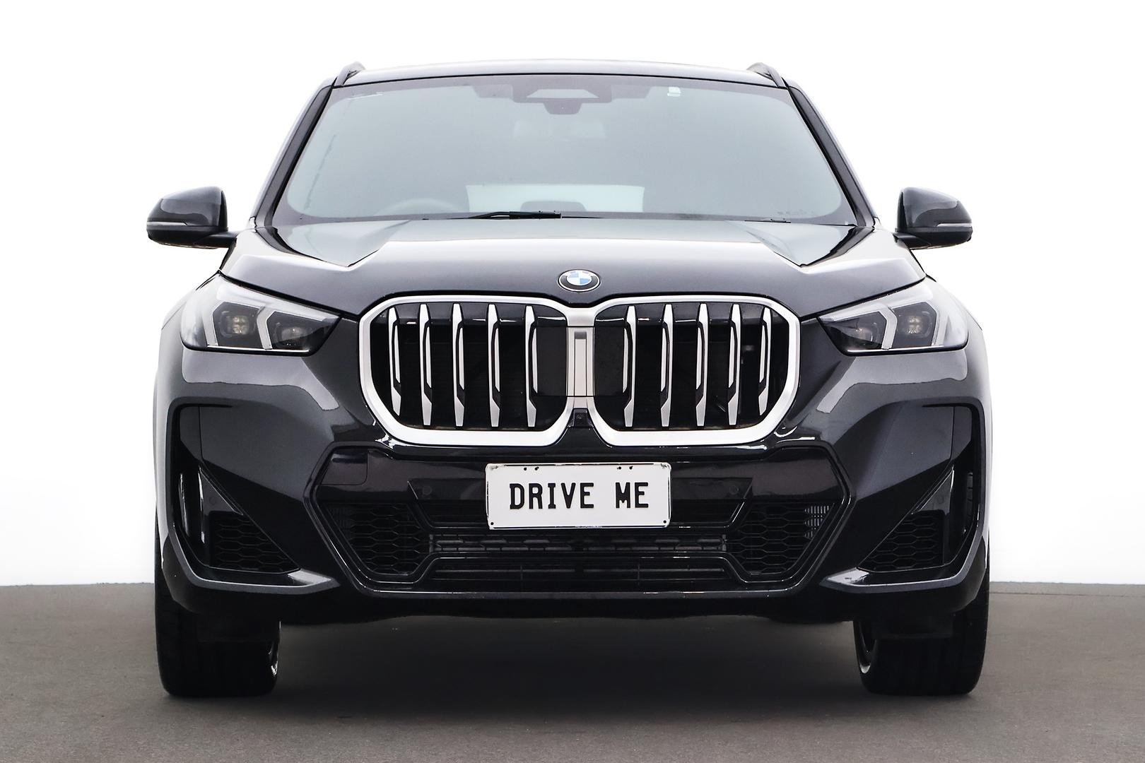 BMW X1 image 2