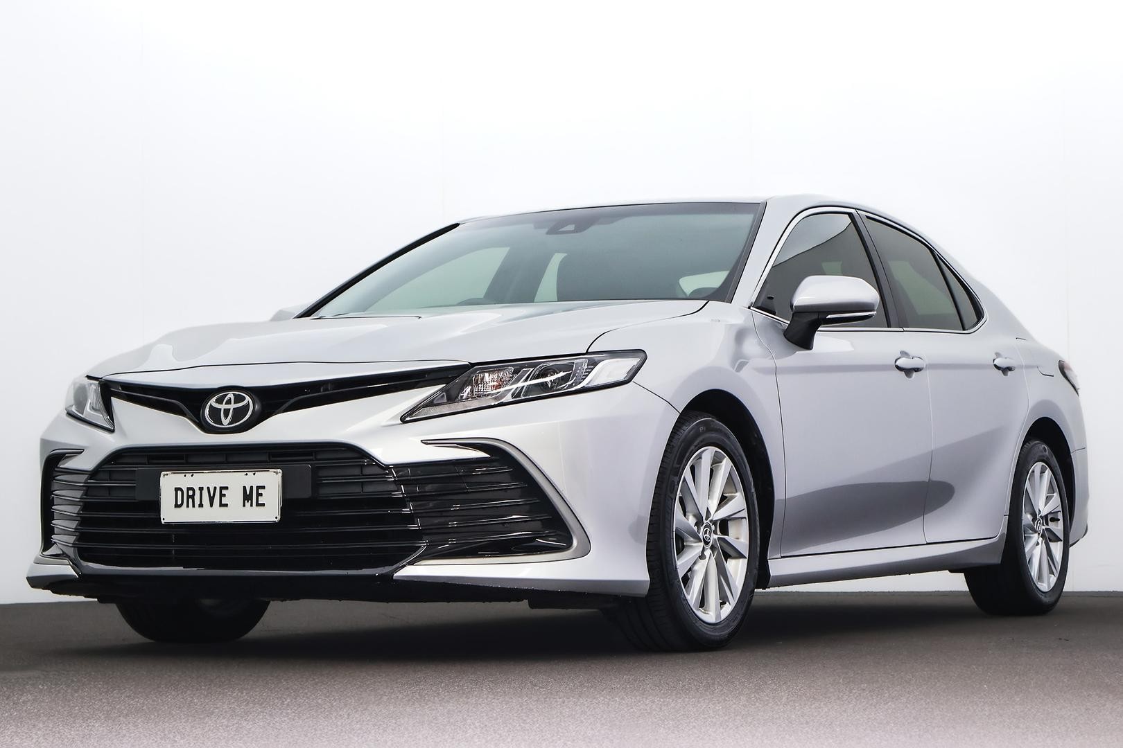 Toyota Camry image 1