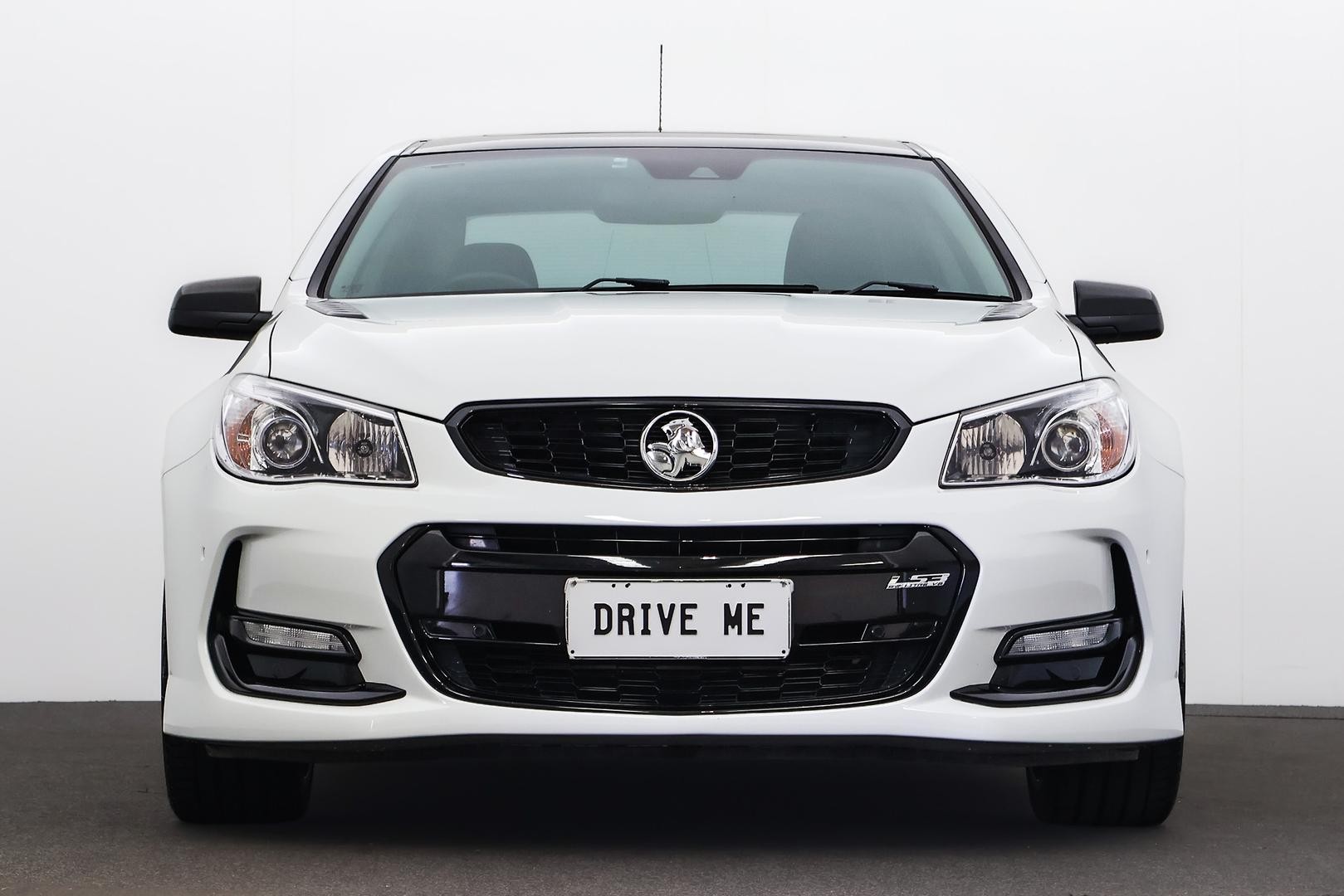 Holden Commodore image 2