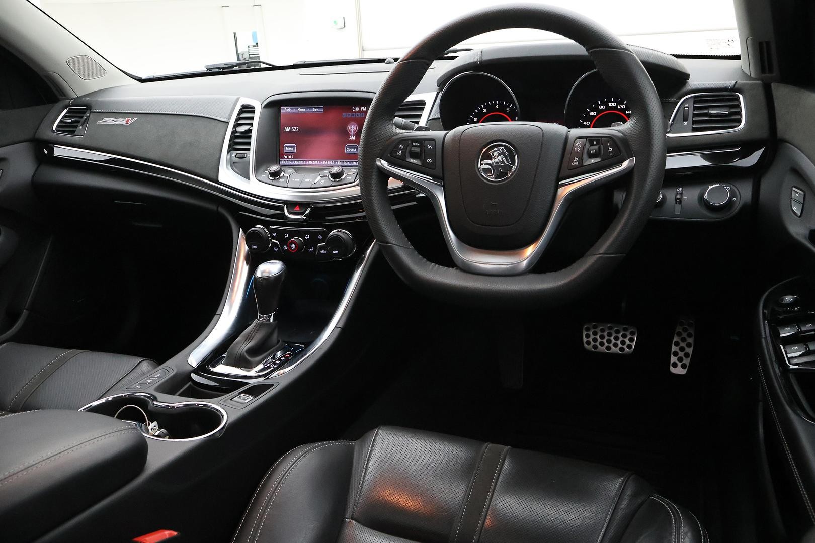 Holden Commodore image 4