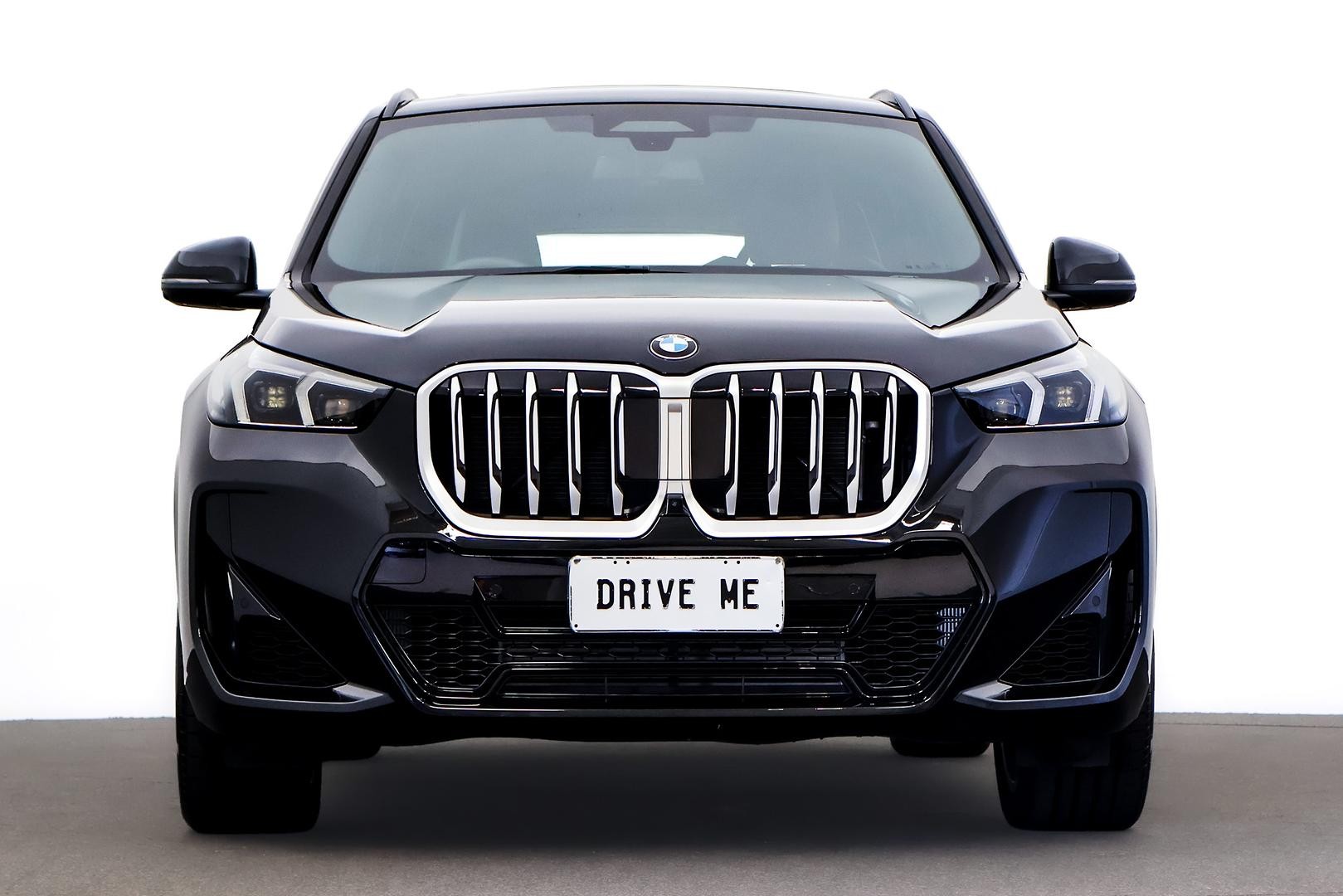 BMW X1 image 2