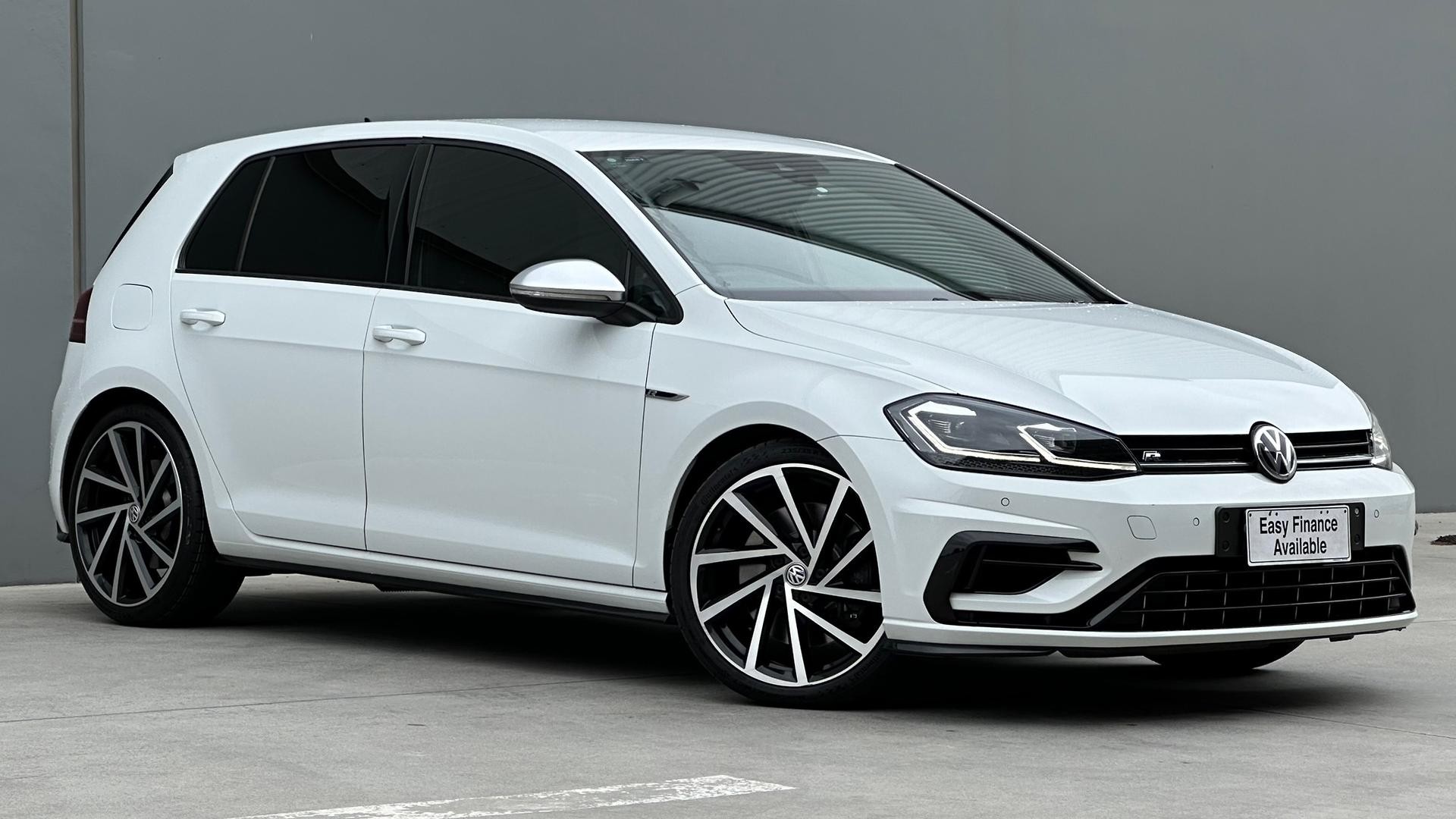 Volkswagen Golf image 2