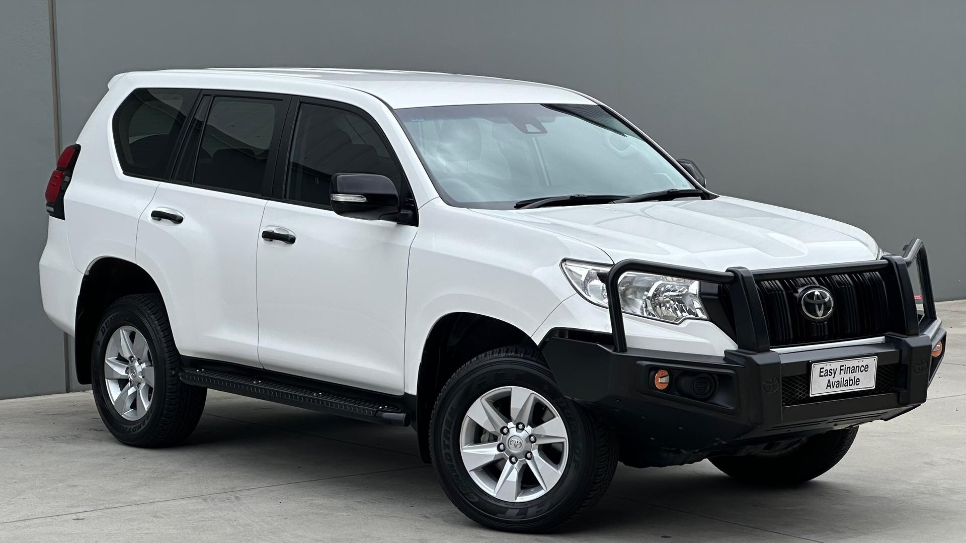 Toyota Landcruiser Prado image 1