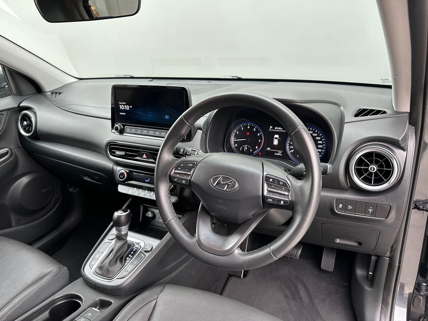 Hyundai Kona image 3