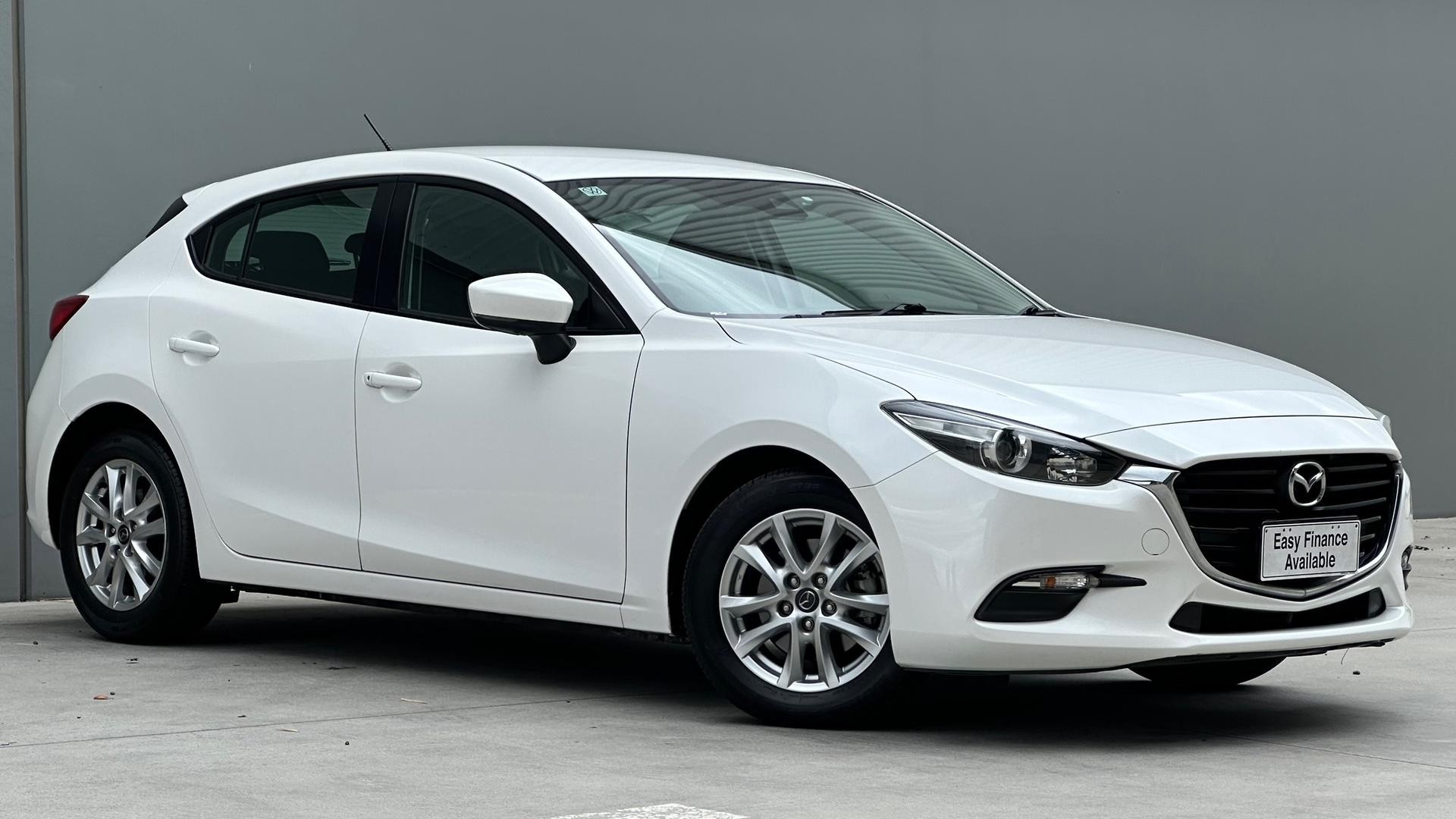 Mazda 3 image 3