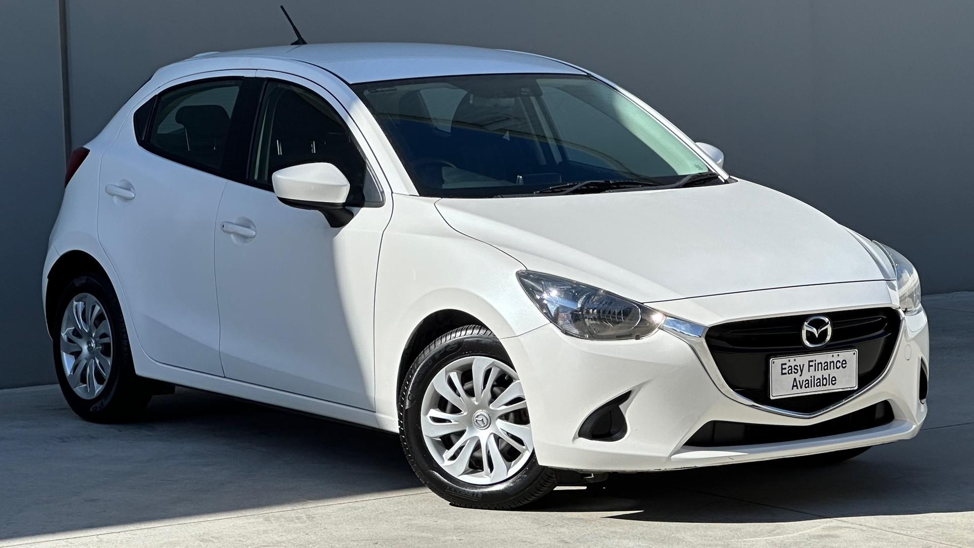 Mazda 2 image 1