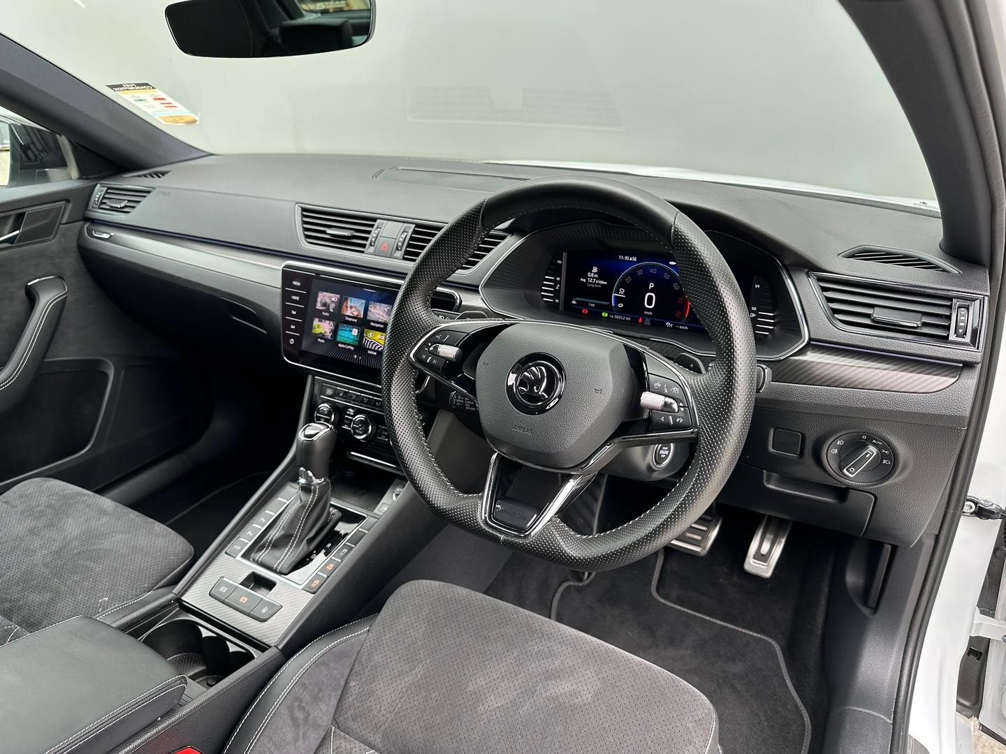 Skoda Superb image 4