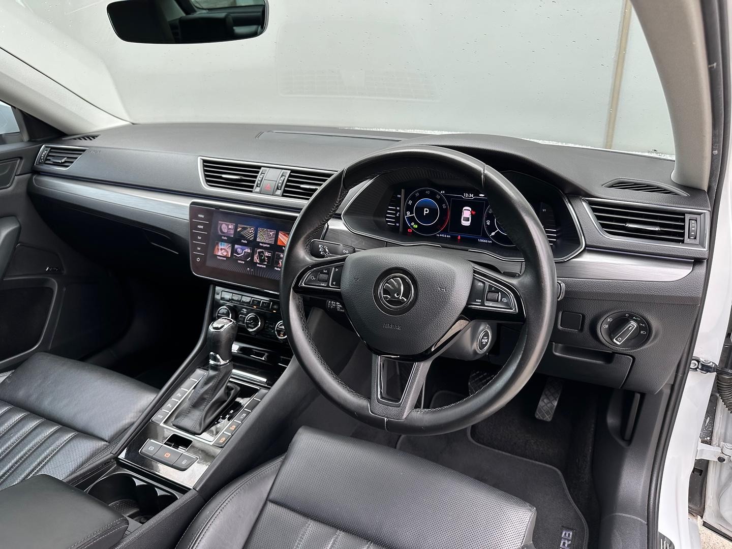 Skoda Superb image 4