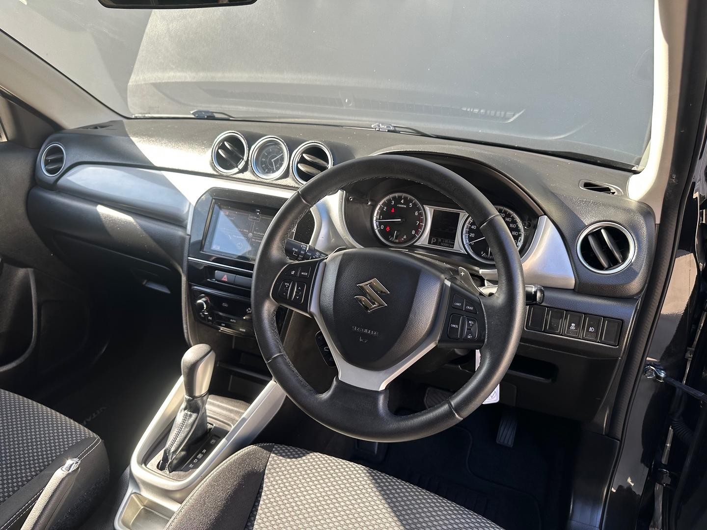 Suzuki Vitara image 4