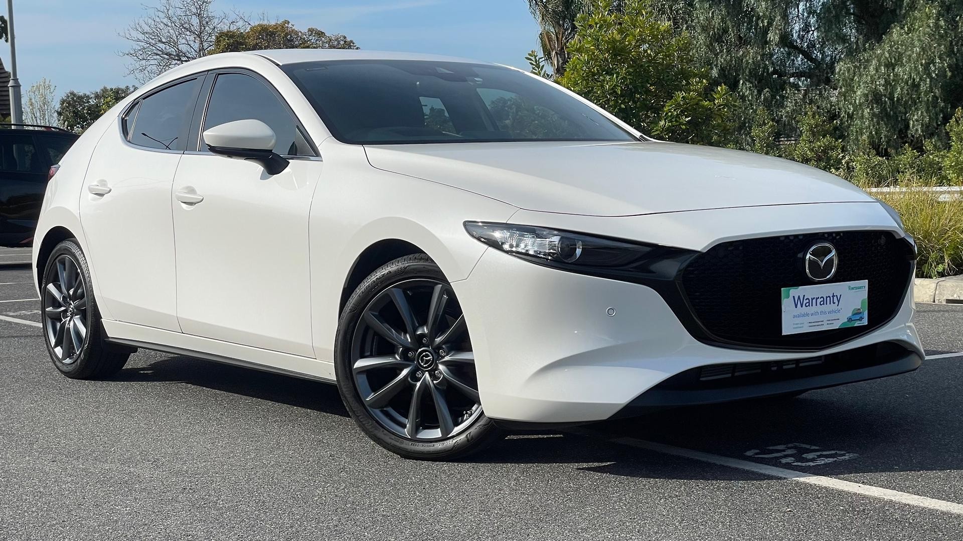 Mazda 3 image 1
