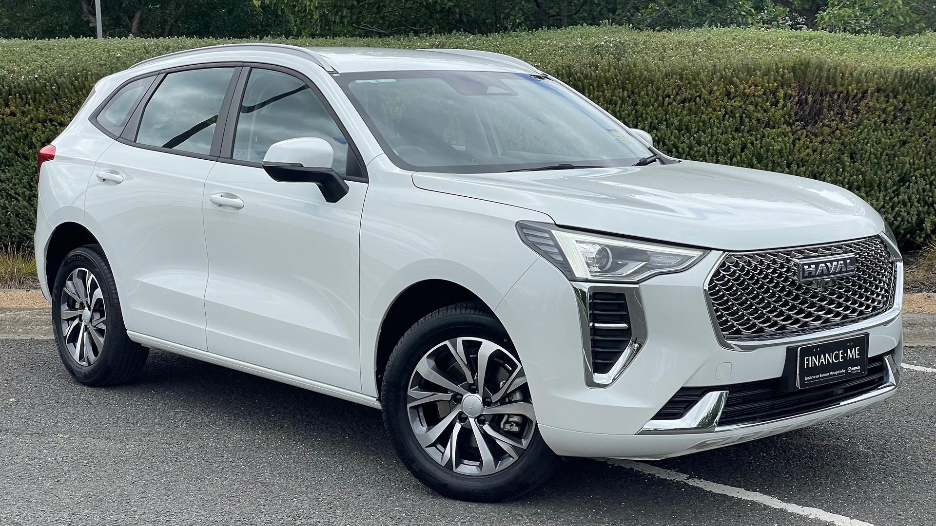 Gwm Haval Jolion image 1