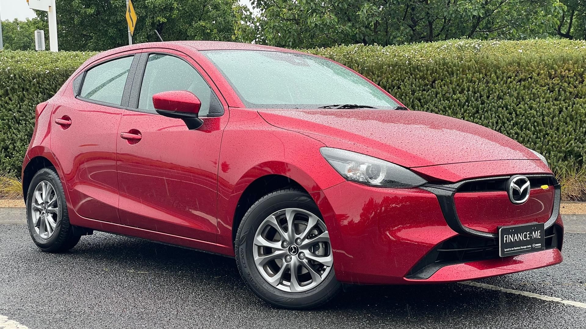Mazda 2 image 1