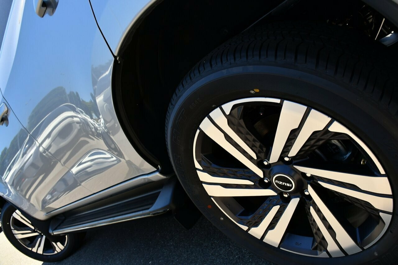 Isuzu Mu-x image 4