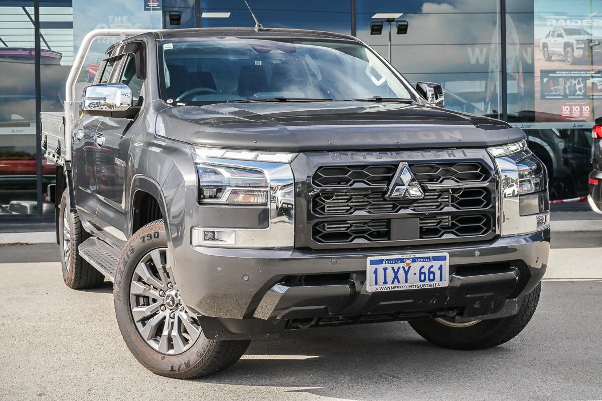 Mitsubishi Triton image 1