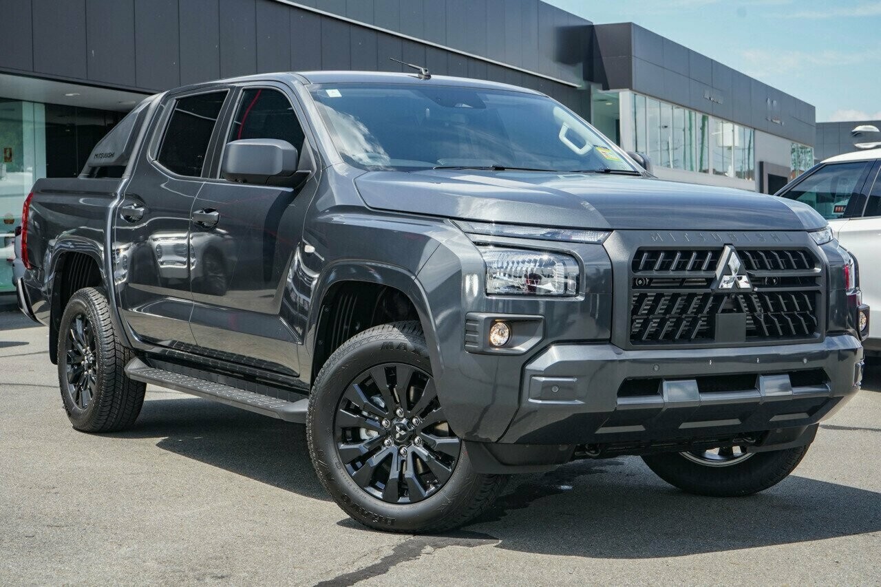 Mitsubishi Triton image 1