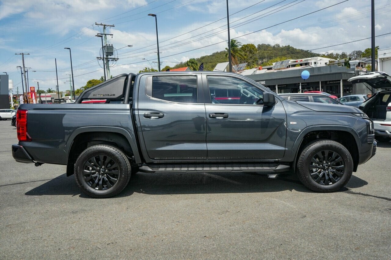 Mitsubishi Triton image 4