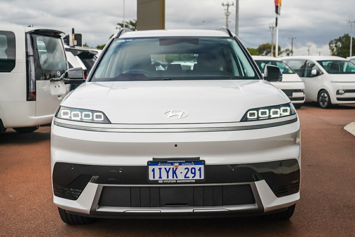 Hyundai Elexio image 3