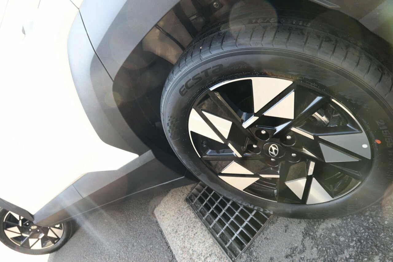 Hyundai Kona image 4