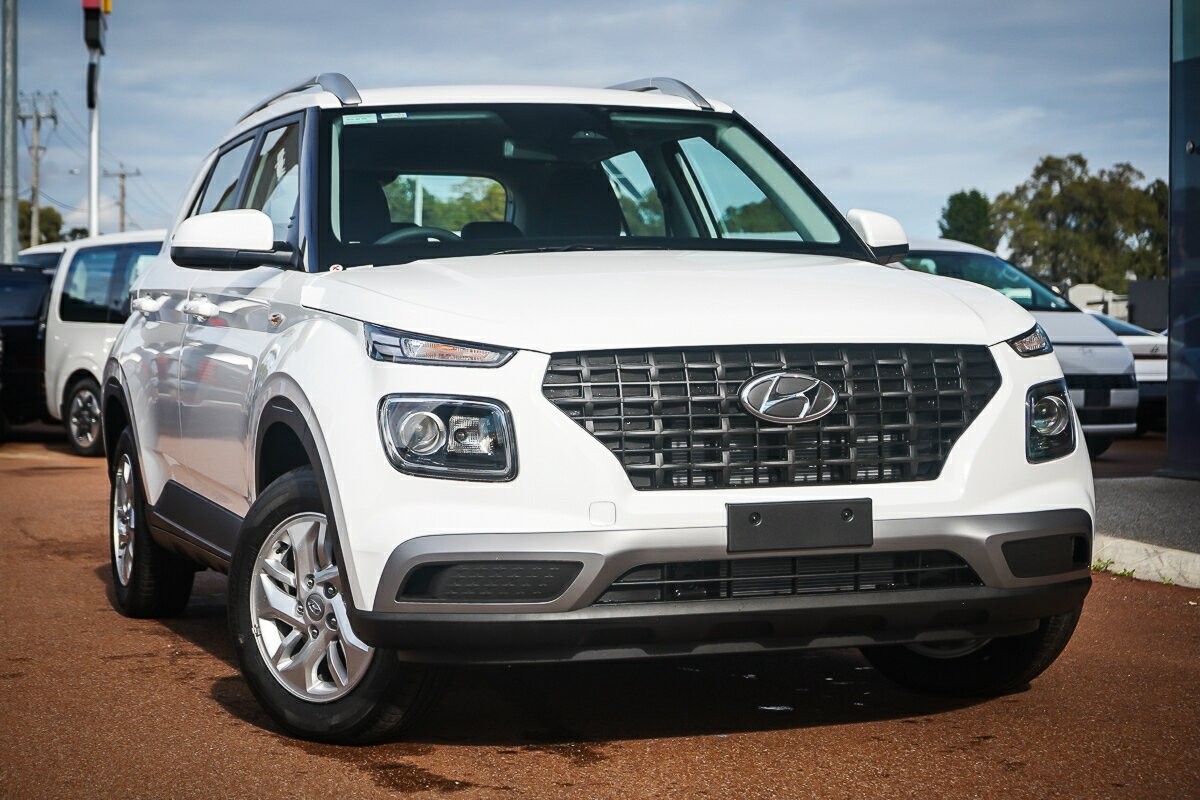 Hyundai Venue image 1