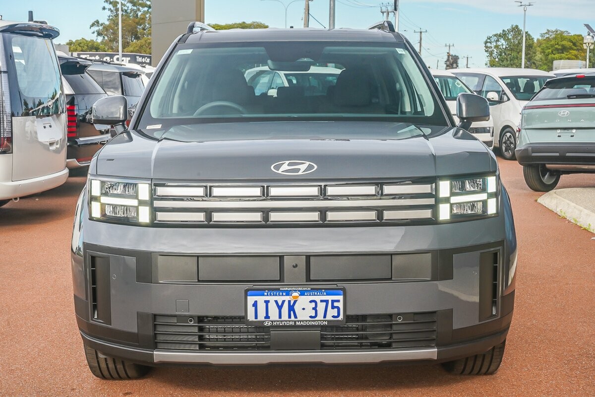 Hyundai Santa Fe image 3