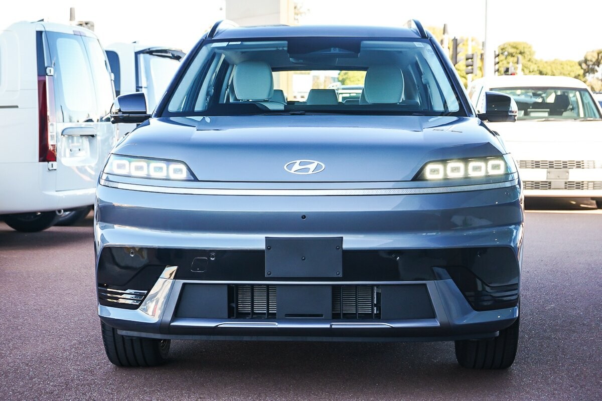 Hyundai Elexio image 3