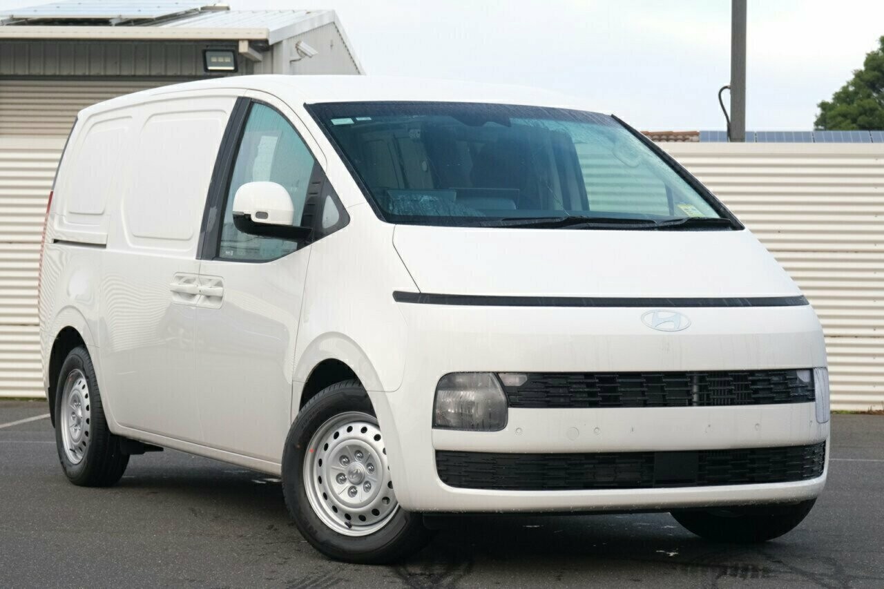 Hyundai Staria Load image 1