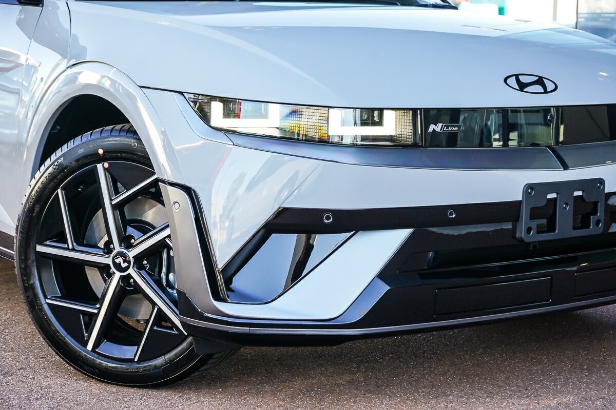 Hyundai Ioniq 5 image 2