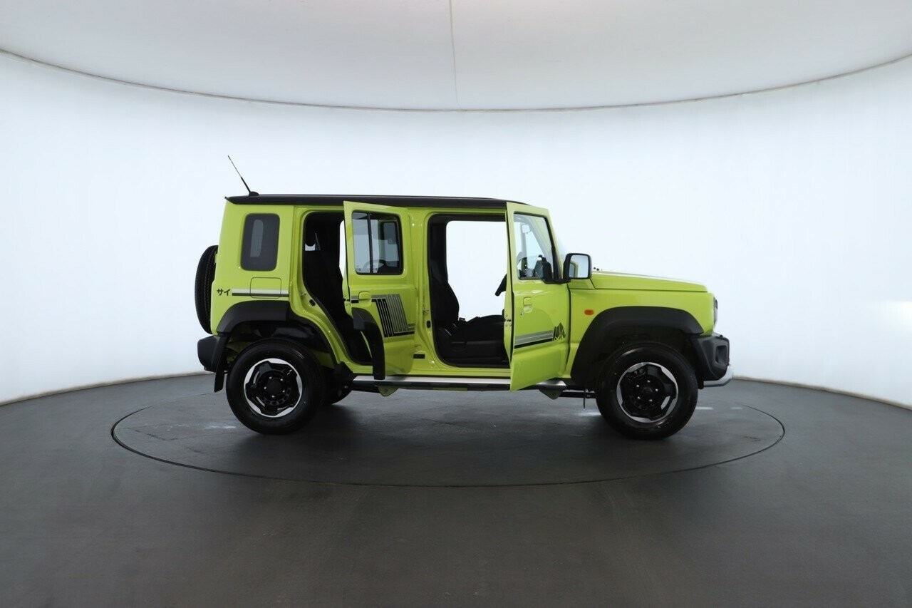 Suzuki Jimny image 2