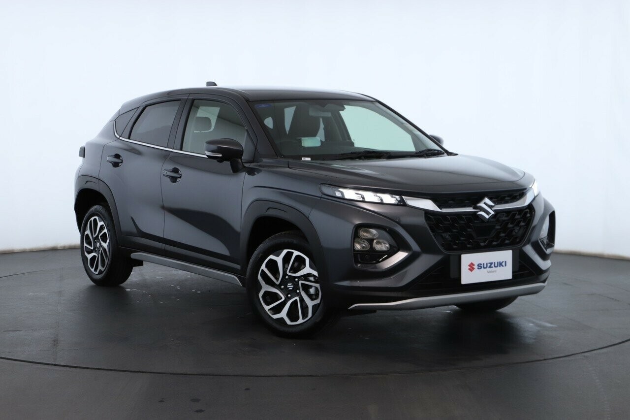 Suzuki Fronx image 1