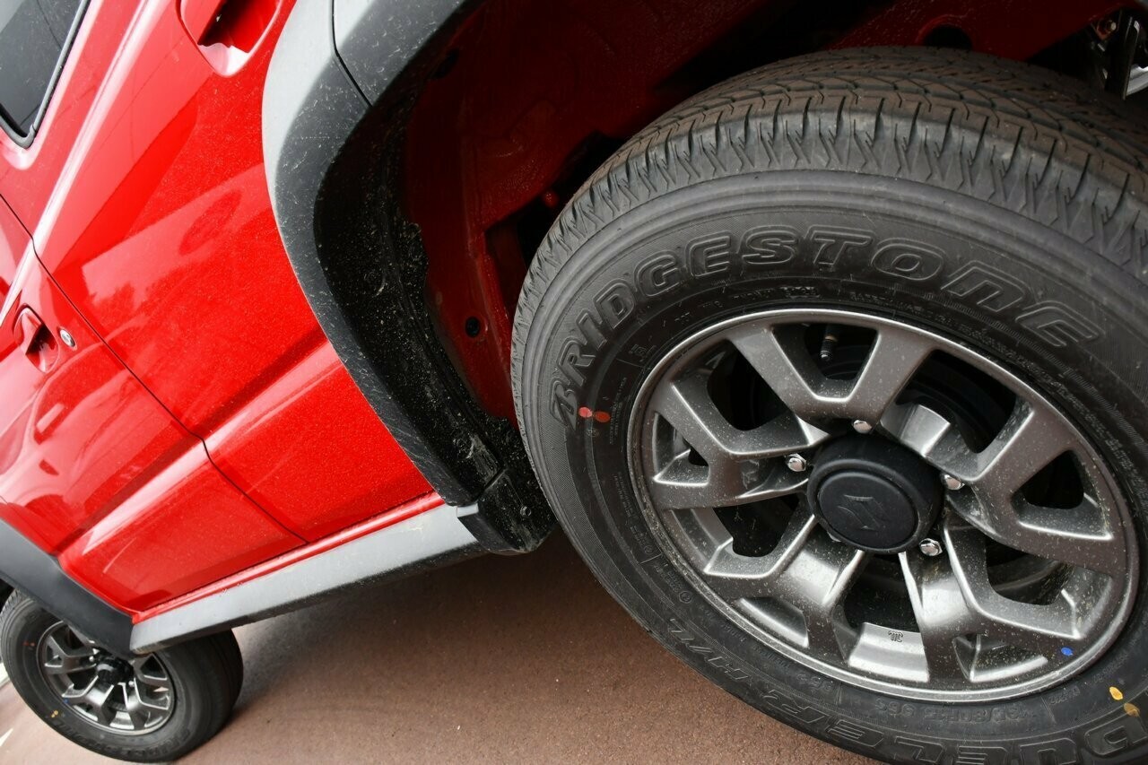 Suzuki Jimny image 4