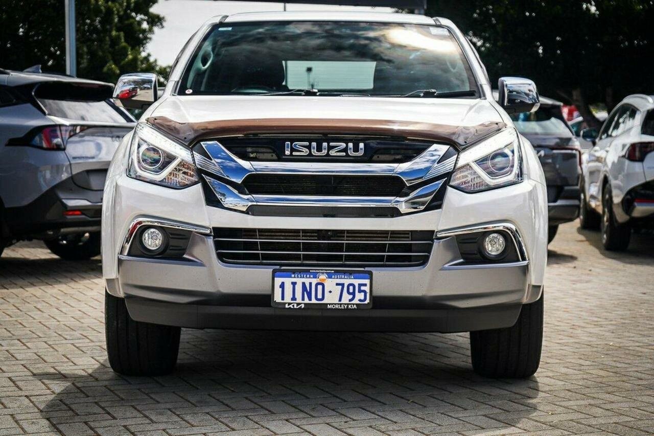 Isuzu Mu-x image 3
