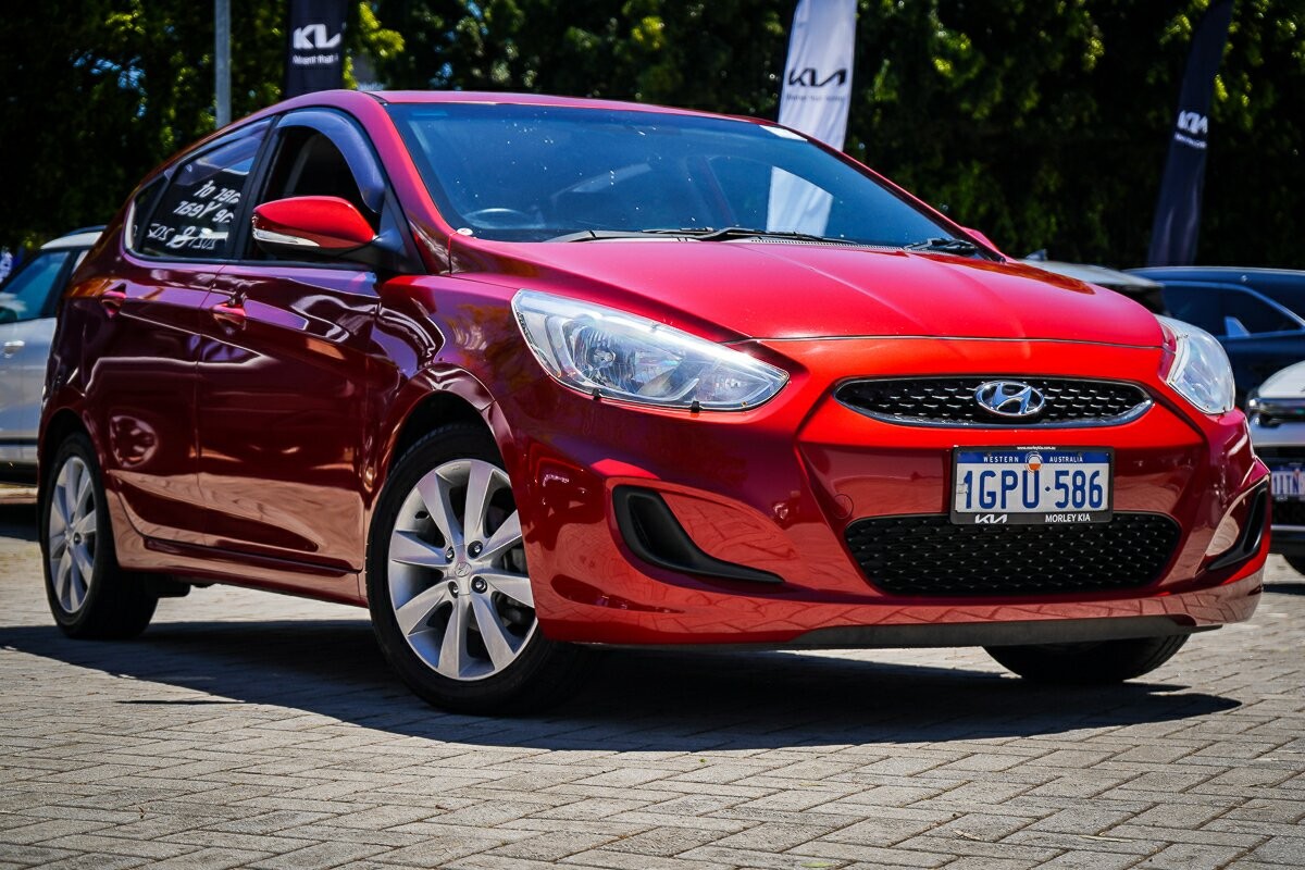 Hyundai Accent image 1