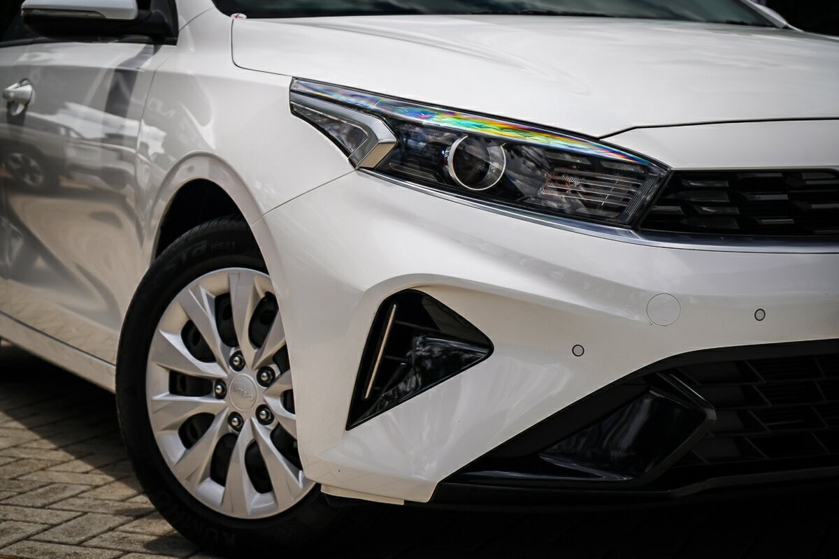 Kia Cerato image 2