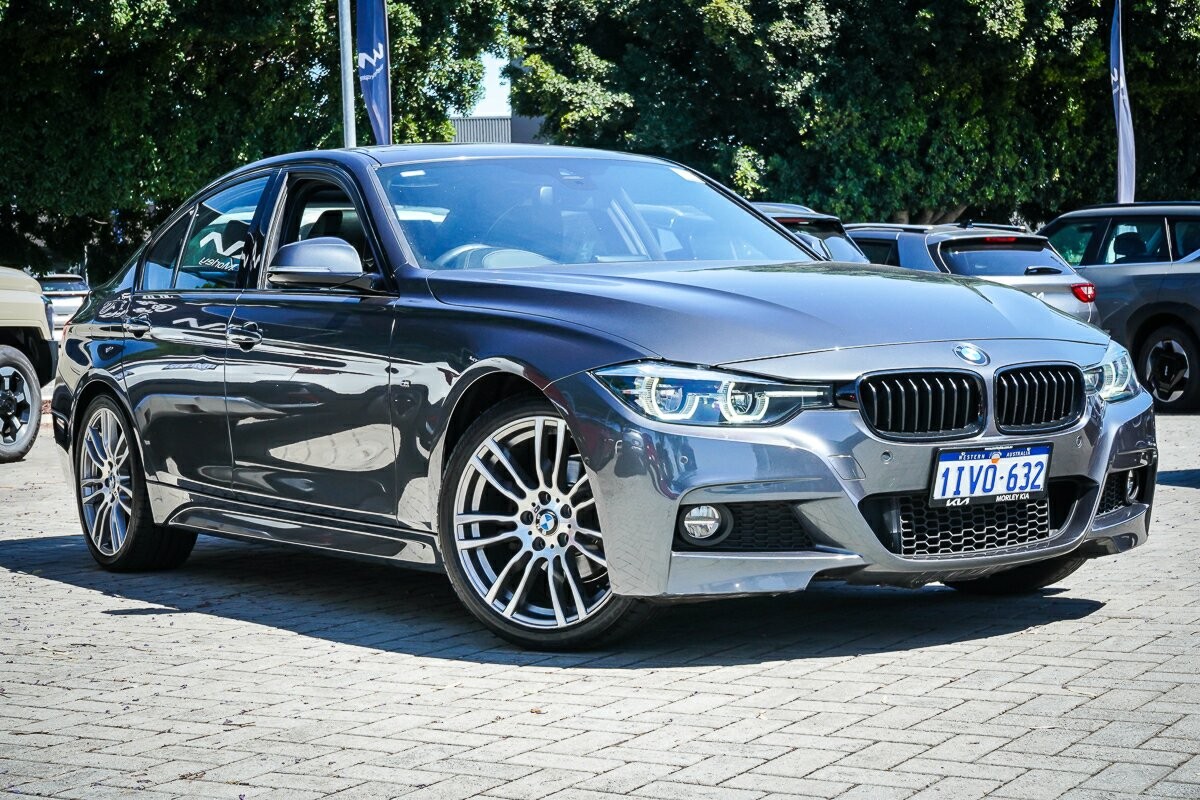 BMW 3 Series image 1