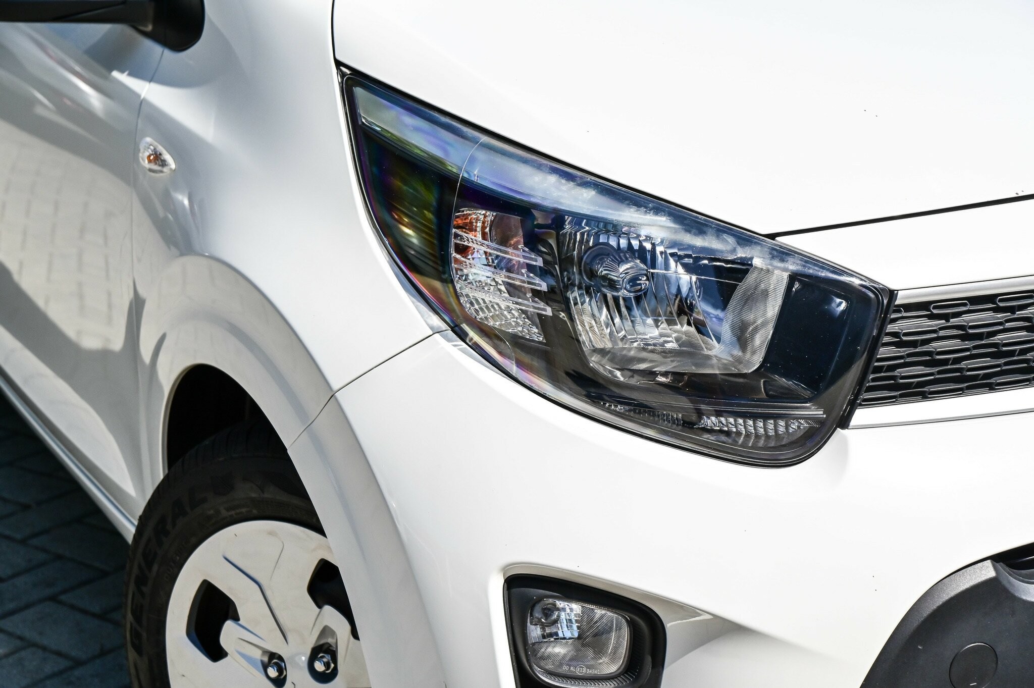 Kia Picanto image 2