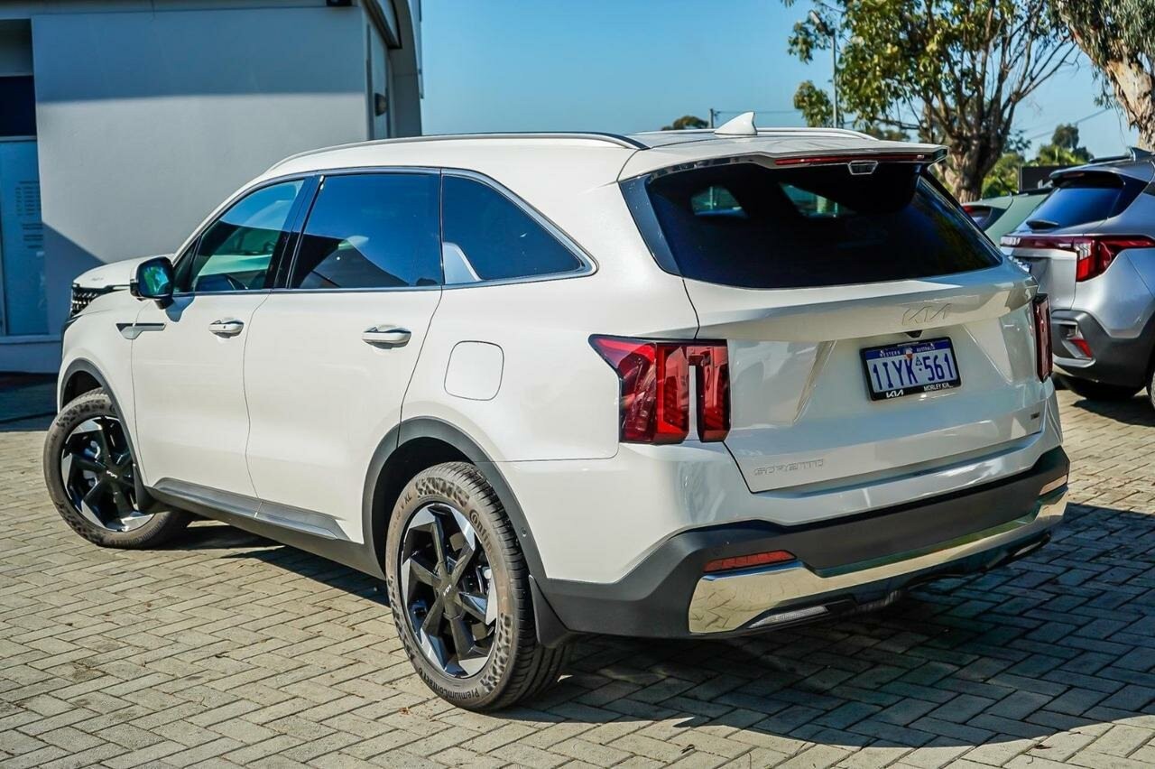 Kia Sorento image 2