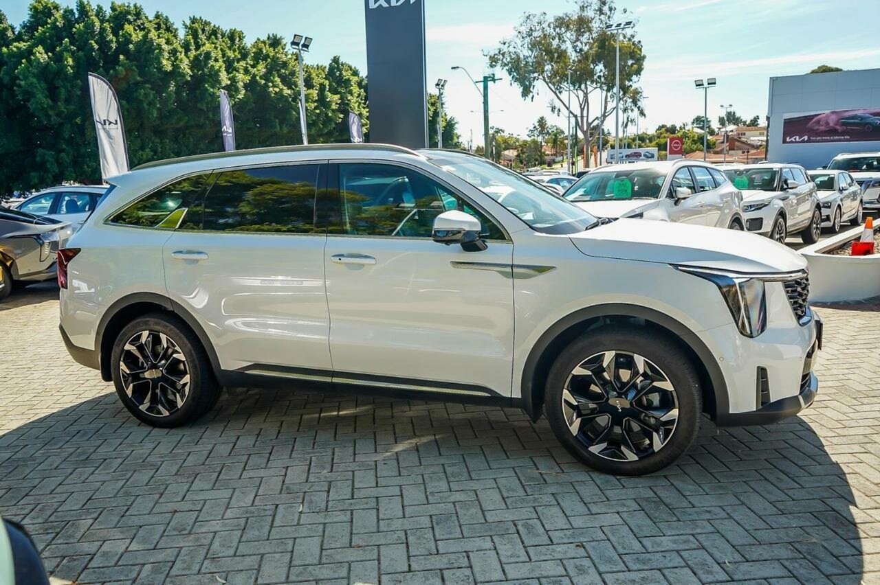 Kia Sorento image 3