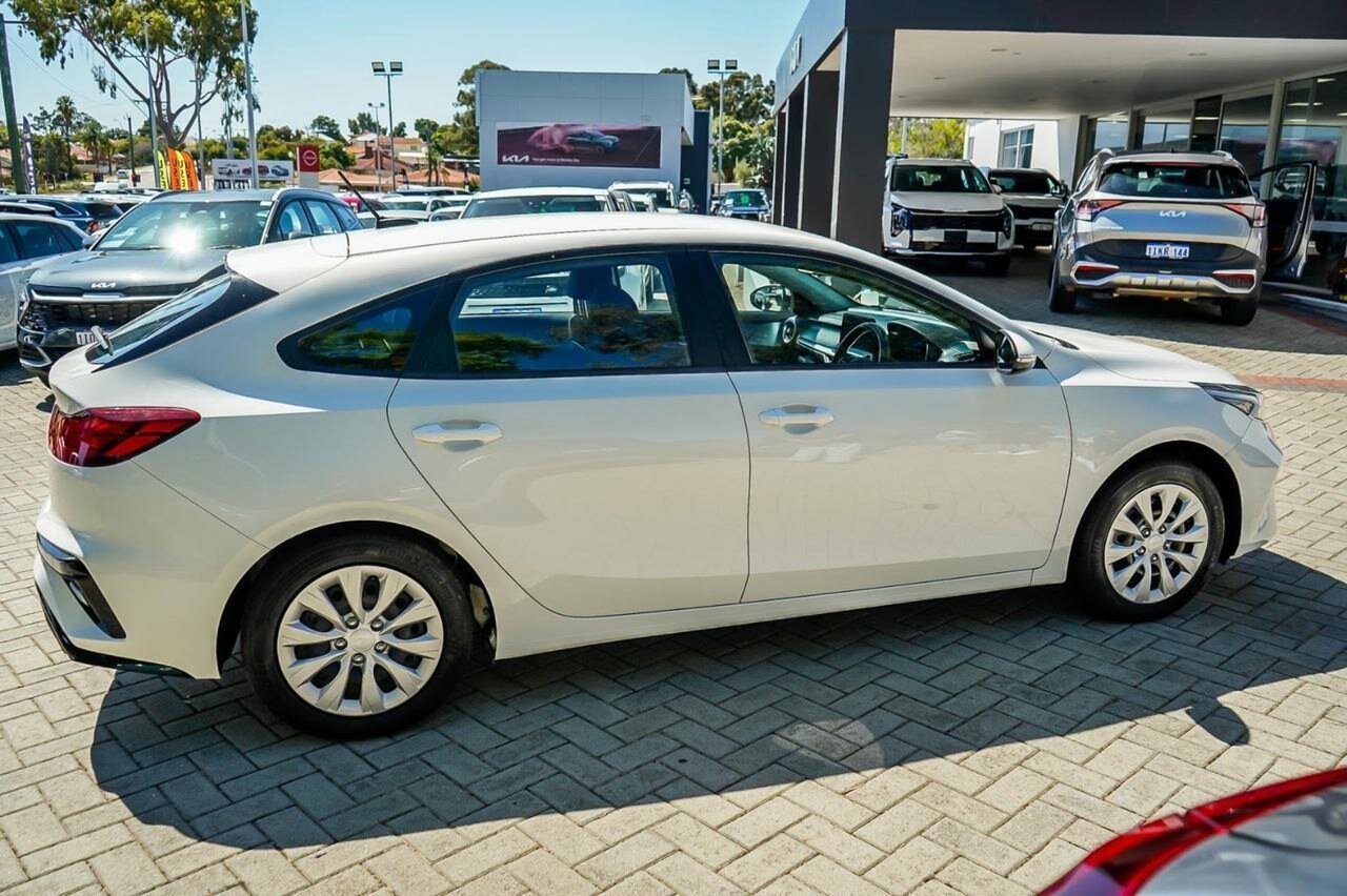 Kia Cerato image 3