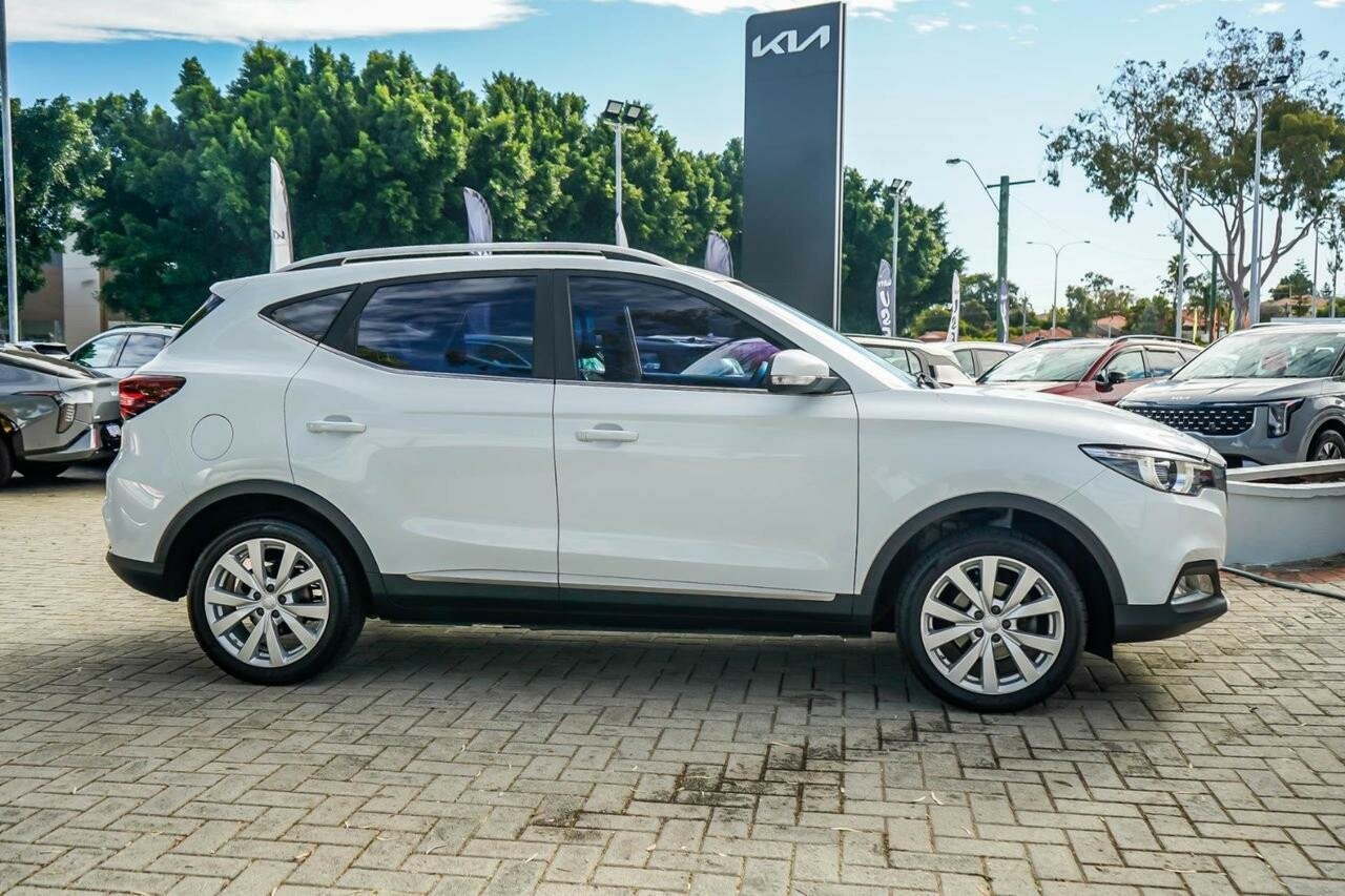 MG Zs image 3