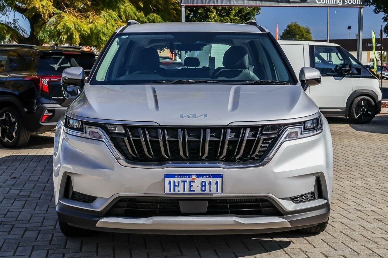 Kia Carnival image 4