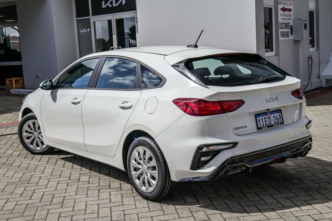 Kia Cerato image 2