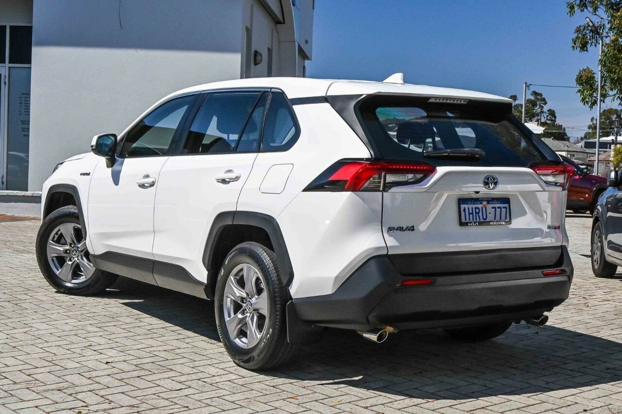 Toyota Rav4 image 4