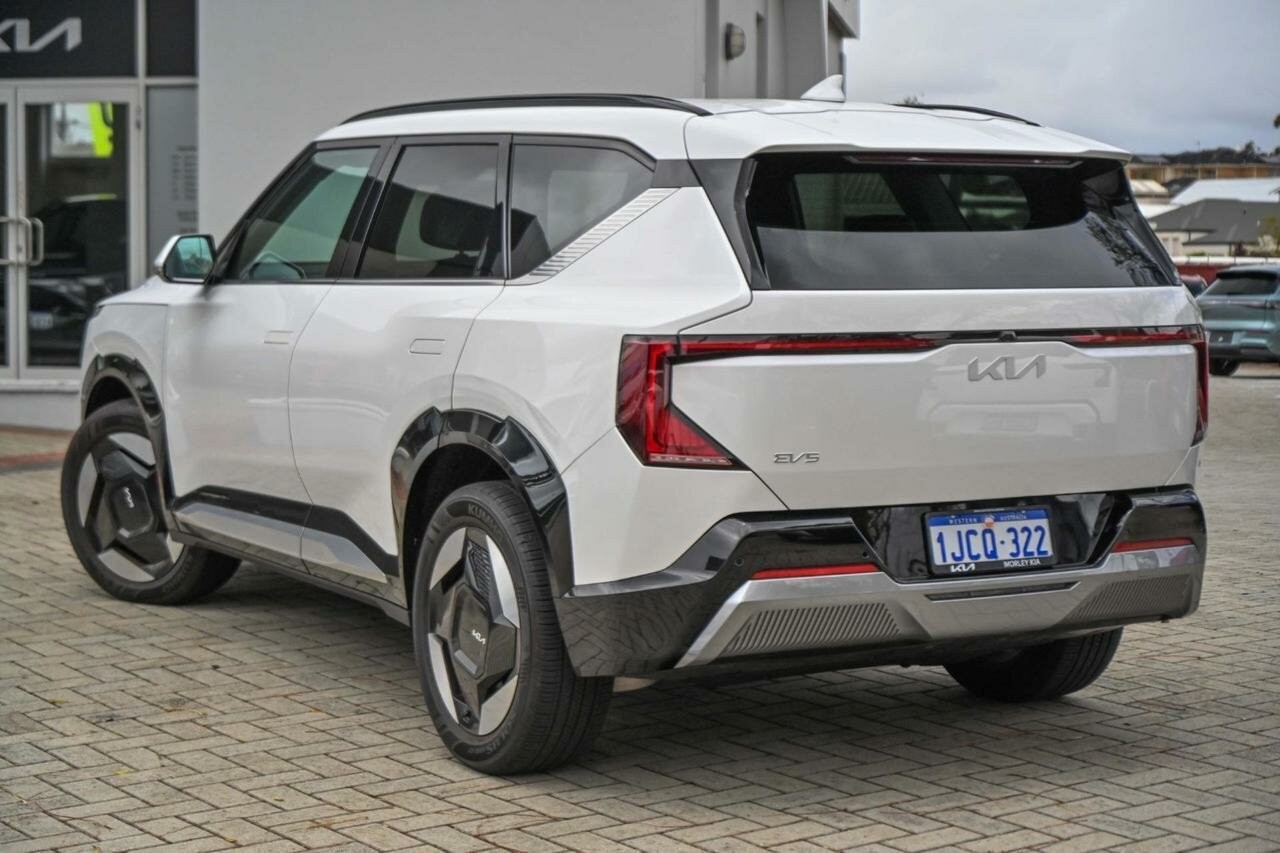 Kia Ev5 image 3