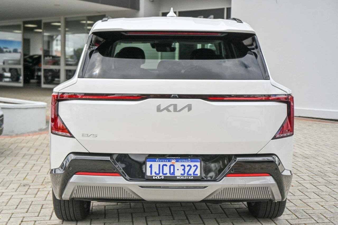 Kia Ev5 image 4