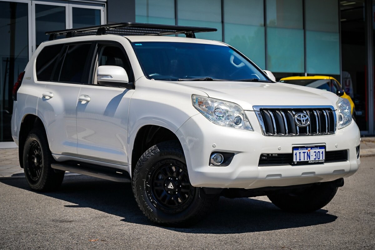 Toyota Landcruiser Prado image 1