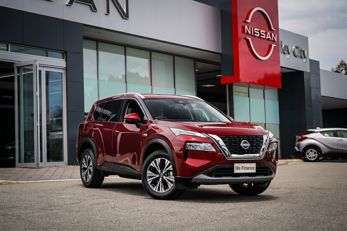 Nissan X-trail image 2